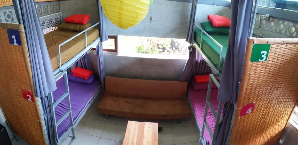 Condro Wulan Hostel Malang Luaran gambar