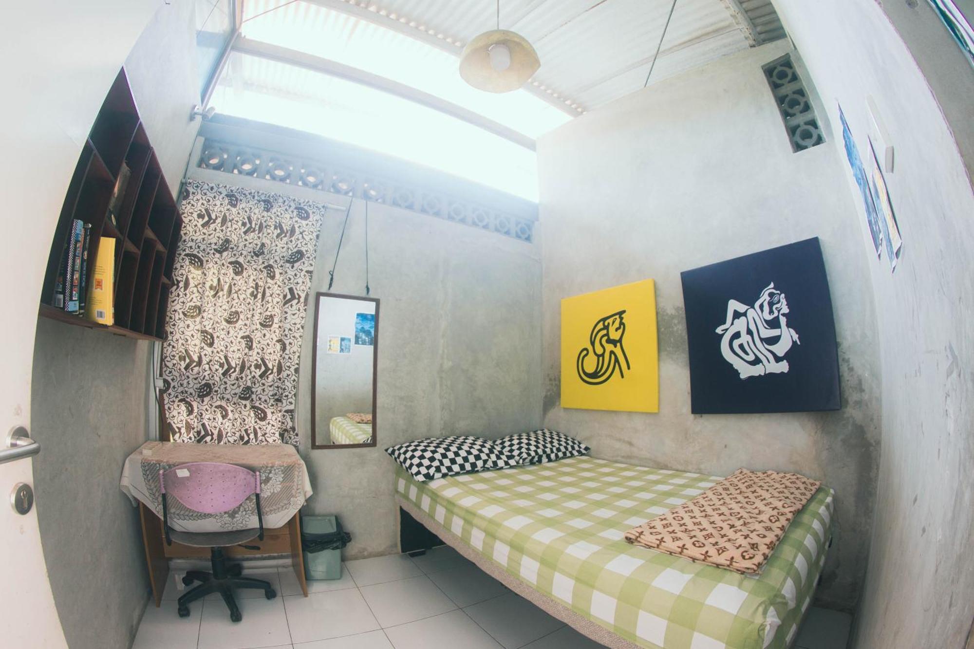 Condro Wulan Hostel Malang Luaran gambar